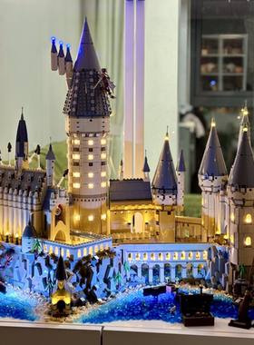 中国霍格沃茨城堡积木哈利波特系列成人大型建筑模型男孩玩具礼物