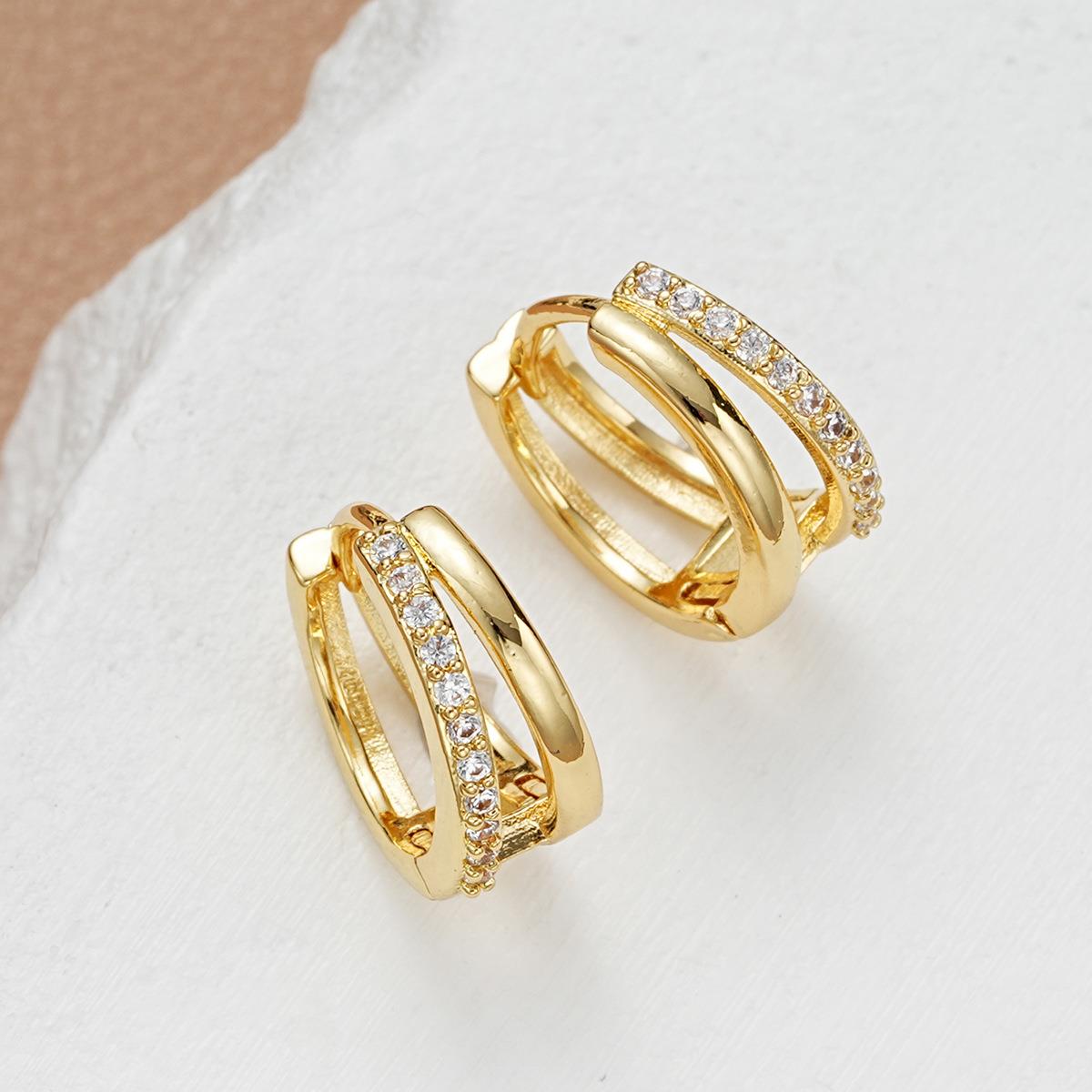 Diamond earrings women 镶钻几何双圈耳环女冷淡风镂空覆古耳扣