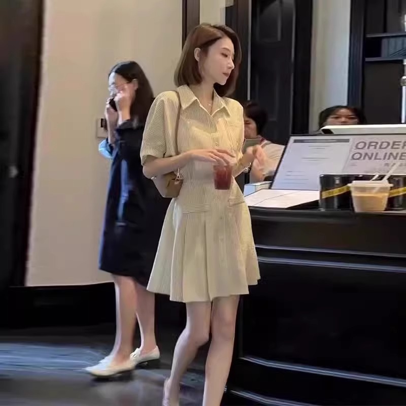 欧洲站夏季新款法式高端精致小香风淑女气质减龄条纹polo领连衣裙