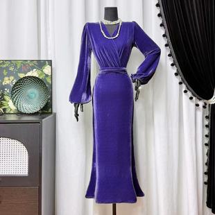 新款C领紫色修身显瘦丝绒气质连衣裙