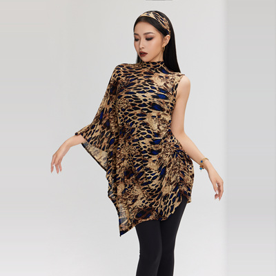 VL2412VA舞服小高领别致单边袖豹纹拉丁舞练功服