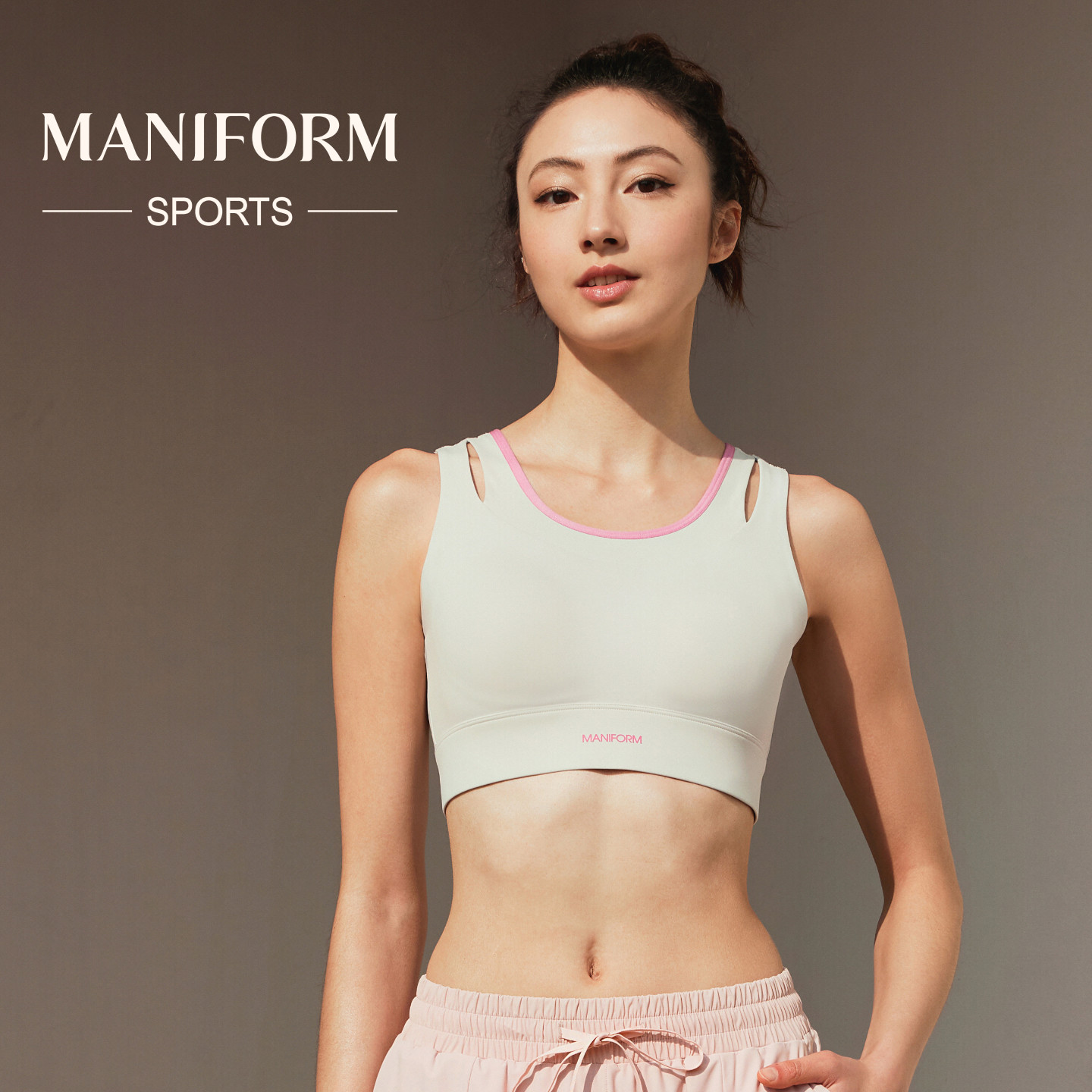 曼妮芬女舒适圆领带杯假两件后背扣运动文胸速干跑步内衣20812442
