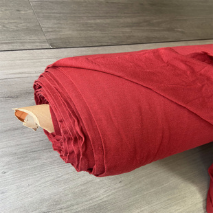 暗红色羊毛30%软糯亲肤弹力针织春秋面料设计师T恤打底衫布料