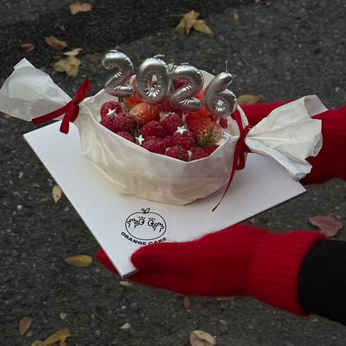 2026胖嘟嘟数字蜡烛蛋糕装饰草莓糖跨年元旦新年仪式感装扮插件