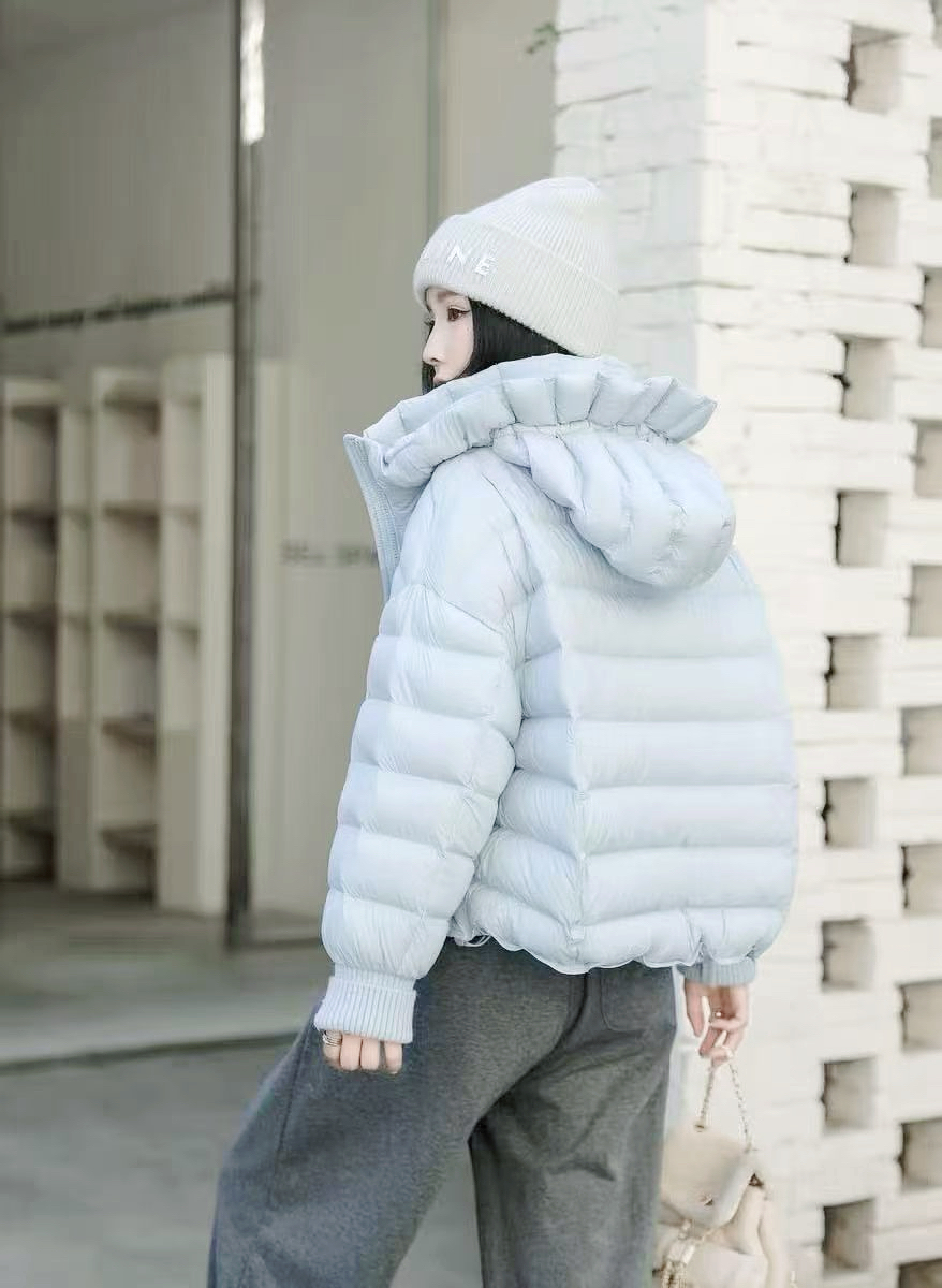 2025年冬季新款韩版排骨花苞连帽90白鸭绒羽绒服女设计感防寒外套