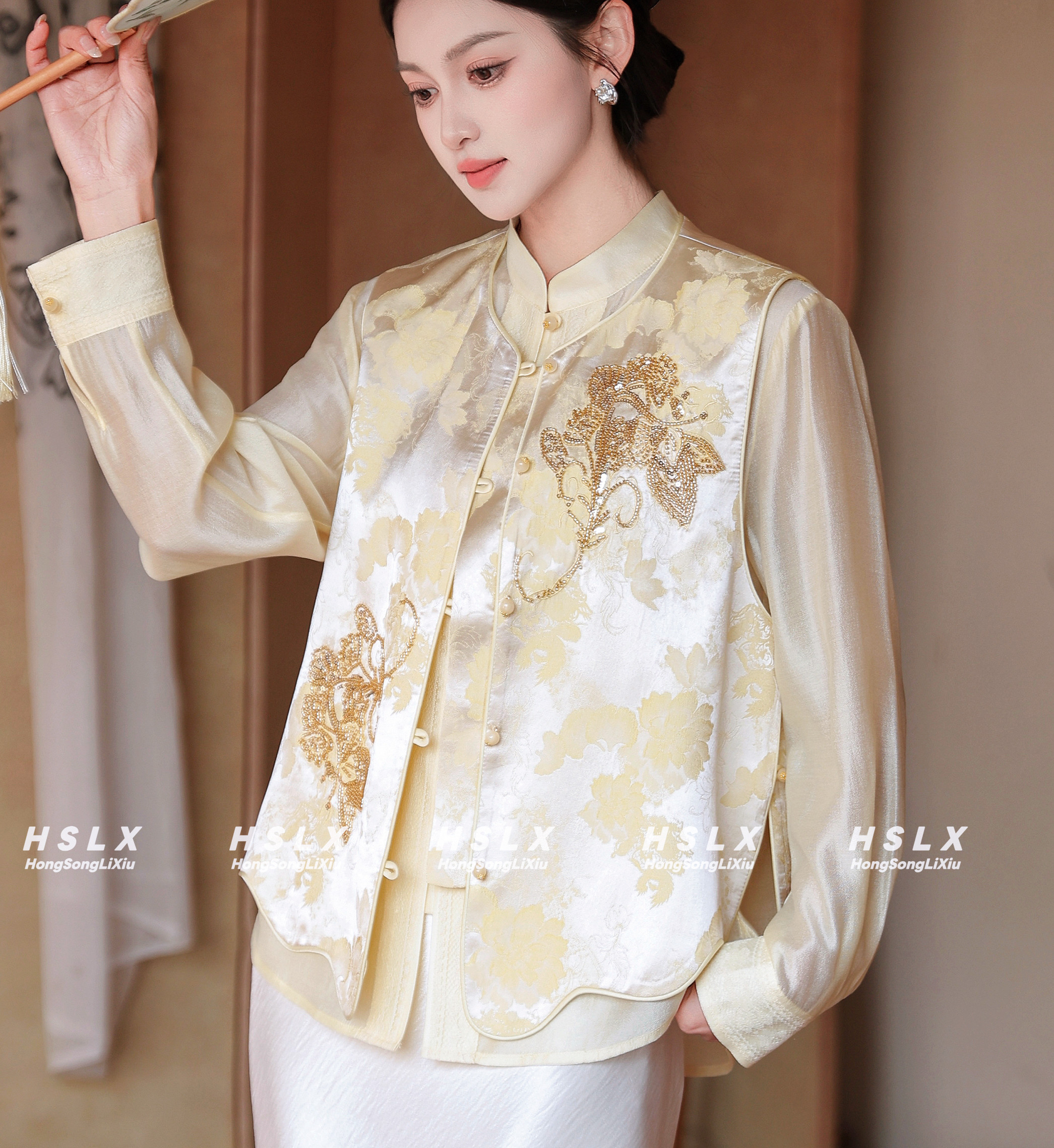 2026春新中式国风马甲女刺绣宽松显瘦复古百搭气质外套上衣