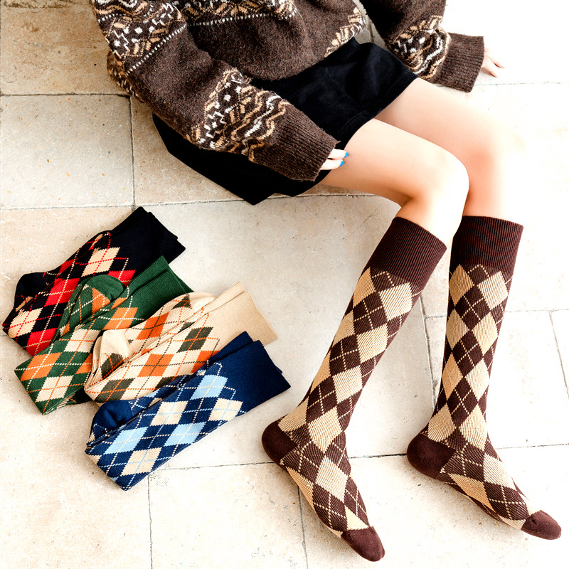 ins复古菱形格条纹全棉及膝袜