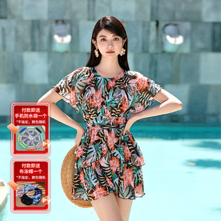 2025新款泳衣女高级感连体裙子式大胸保守遮肚显瘦度假温泉游泳装