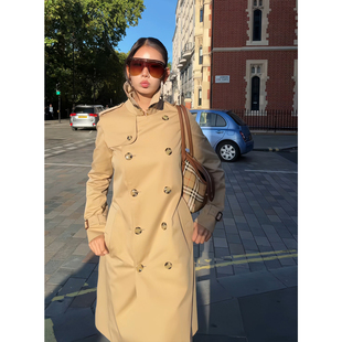 春秋经典耐穿外套！2026英伦风中长款风衣女双排扣肩章战壕大衣女