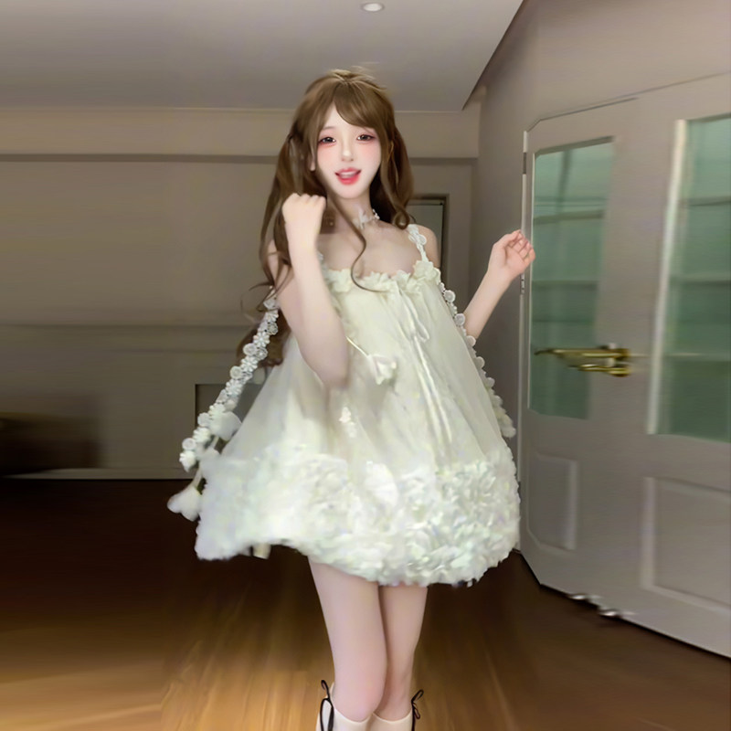【小鸟依人】小个子穿搭甜美可爱立体花朵宽松吊带连衣裙蓬蓬短裙