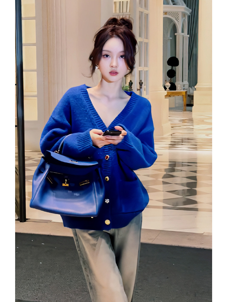 高级感复古克莱因蓝毛衣宽松休闲慵懒风针织外套秋冬季蓝色上衣女