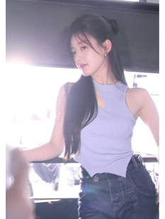 到货！2023年夏季新款辣妹背心百搭紧身无袖不规则修身气质吊带女