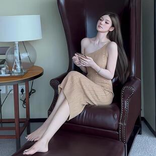 针织短开衫 今年流行名媛小香风入秋一整套女 斜肩单肩吊带包臀裙