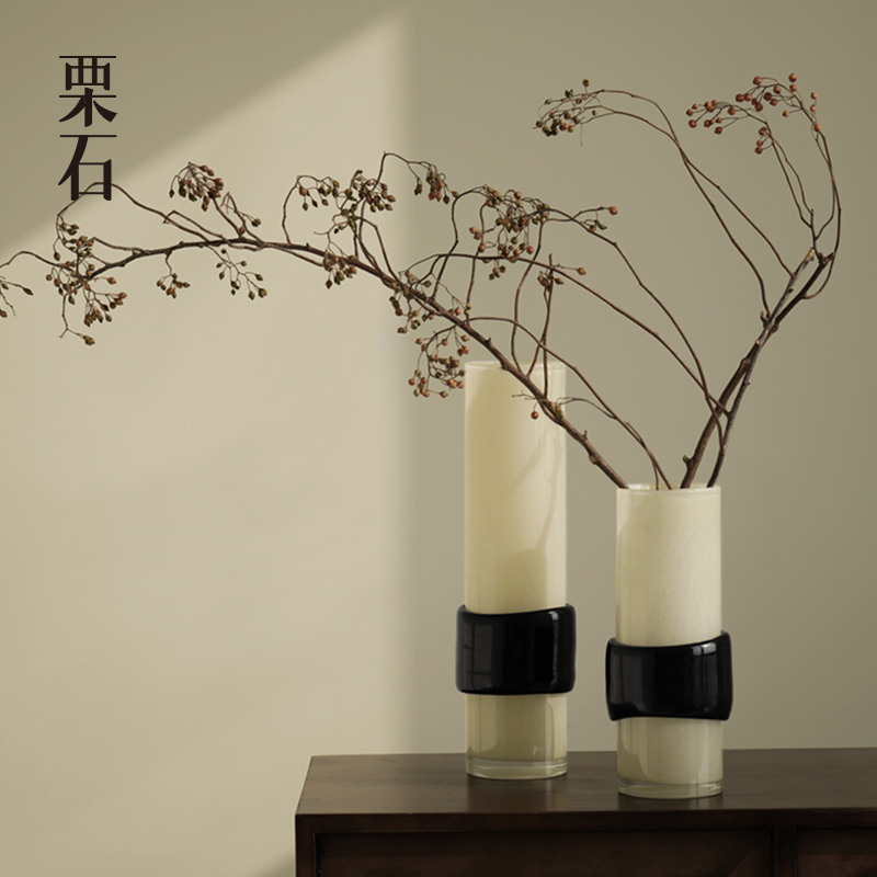 中古风奶黄色玻璃花瓶艺术插花器