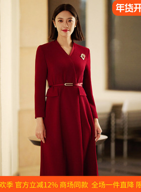 皮尔卡丹女26春新款酒红色V领长袖A字裙气质连衣裙P51004E5050T0