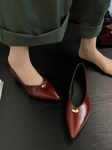 gelly法式低跟软皮舒适单鞋女2025早春新款尖头金属气质通勤瓢鞋