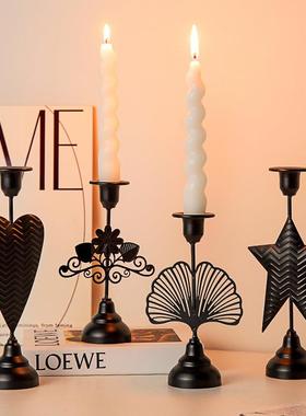 2026北欧ins铁艺烛台摆件浪漫烛光晚餐道具餐桌装饰品家用蜡烛台