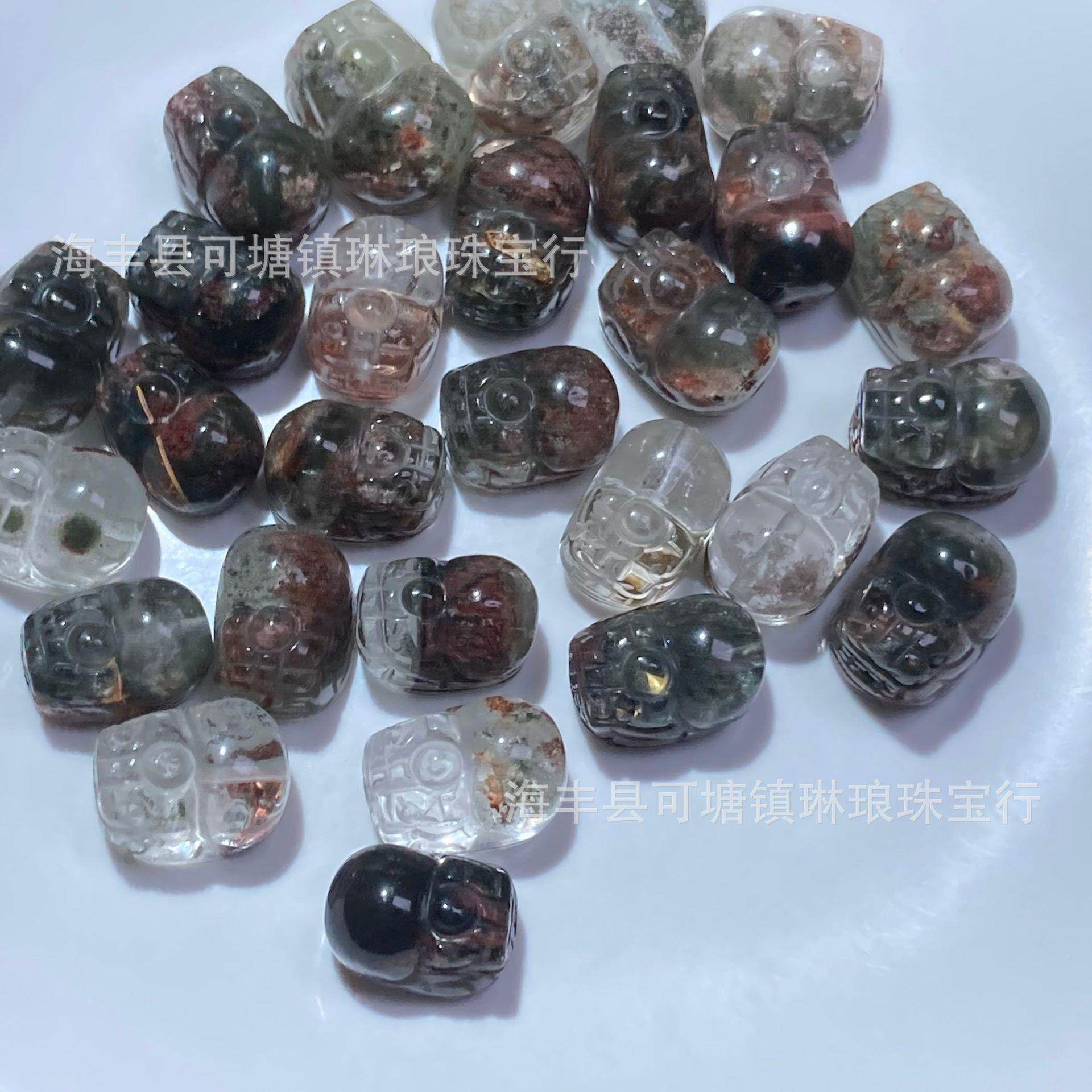 2026天然绿幽灵水晶貔貅雕刻小配饰diy手串配件时尚精致清新滴流