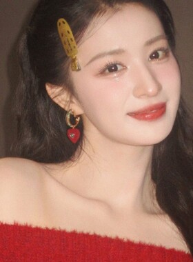 王玉雯王楚然同款格纹红色爱心耳环女2026新款复古新年耳饰感耳钉