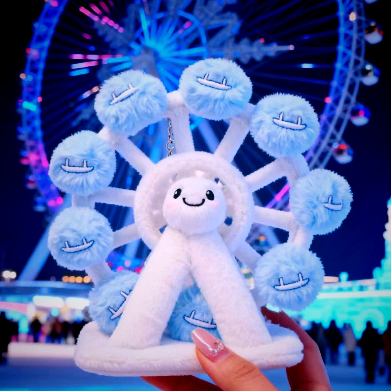 26年新款冰雪大世界官方定制限量版玩偶挂件摩天轮大滑梯可以旋转
