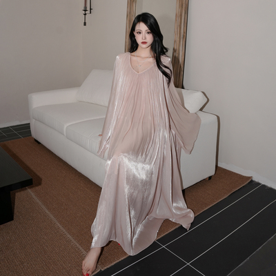 高个子糯米粉长袖连衣裙