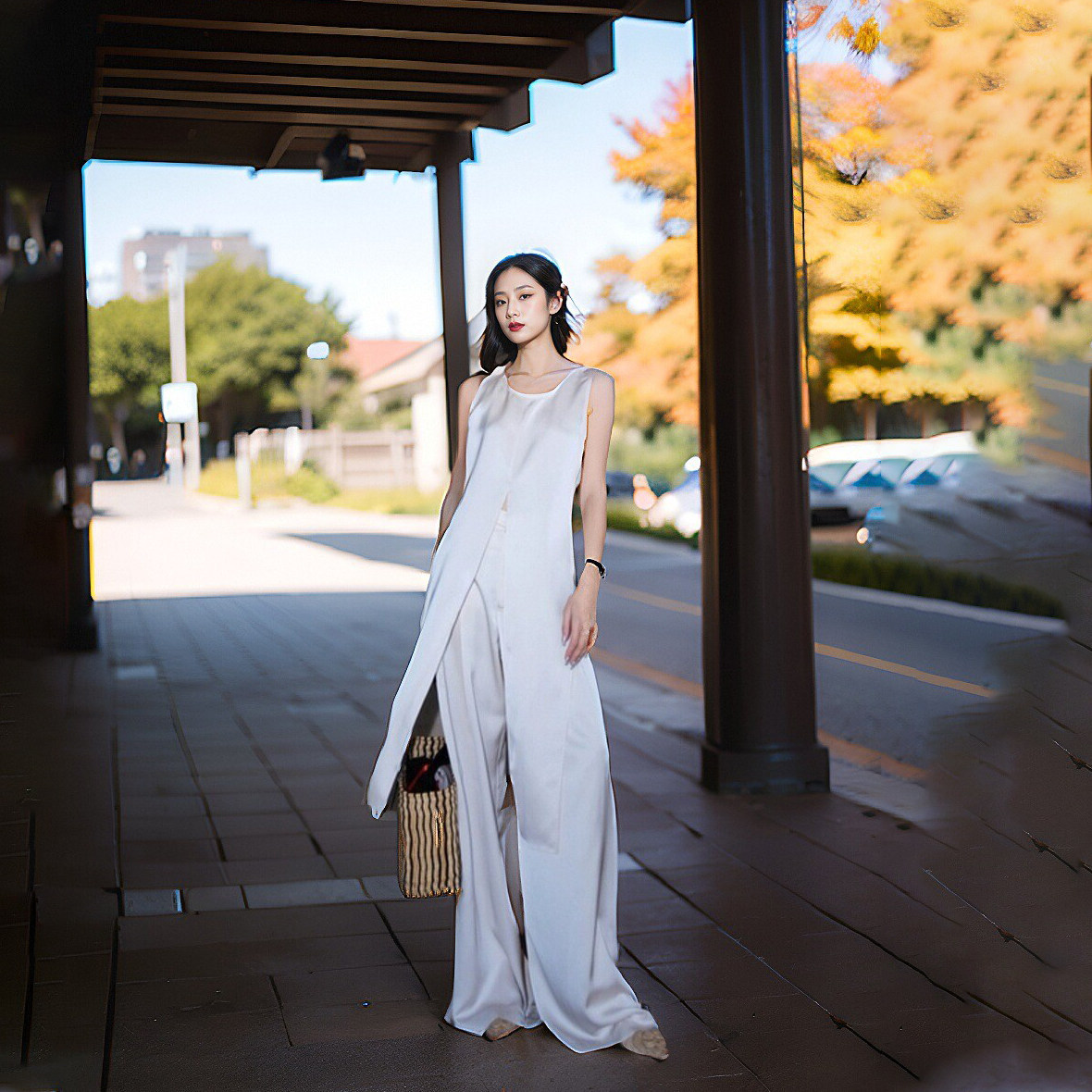 2024夏奶油色交叉系带背心无袖上衣+垂感拖地休闲裤套装女两件套,女装/女士精品,时尚套装,淘宝优惠券,粉丝福利购,淘宝优惠卷