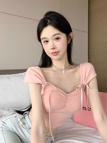 纯欲方领短袖上托温柔甜辣