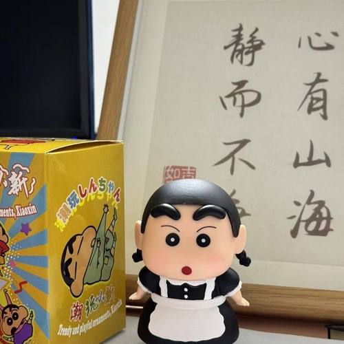 优质版 蜡笔小新cos女仆小新手办女生生日礼物模型桌面摆件