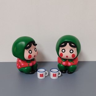 东北大花可爱车载摆件高级礼物手办桌面装 饰车载摆件杯子蜡笔小新