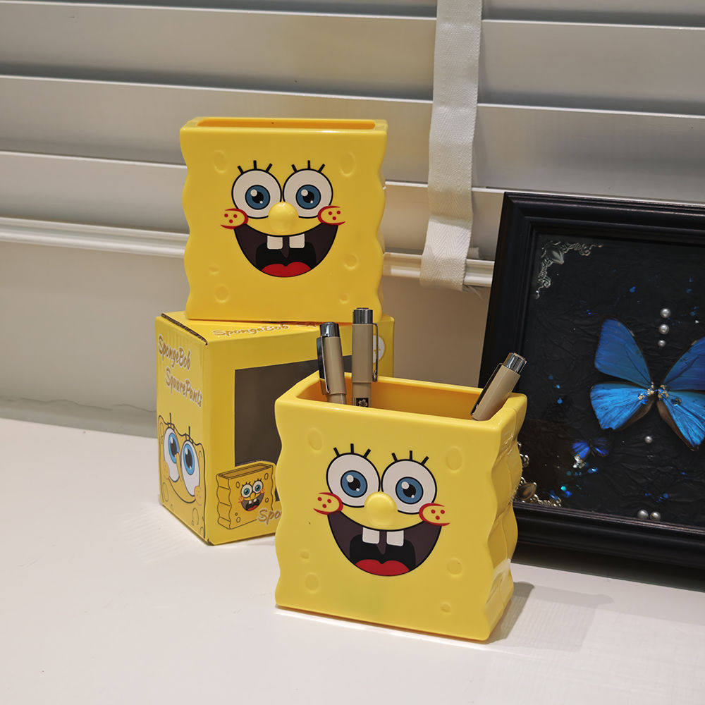 卡通飞天猪化妆刷学生宿舍收纳筒哆啦A梦文具铅笔盒海绵宝宝笔筒,节庆用品/礼品,笔筒,淘宝优惠券,粉丝福利购,淘宝优惠卷