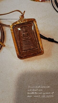 泰国佛牌正品崇迪项链正牌男女情侣吊坠