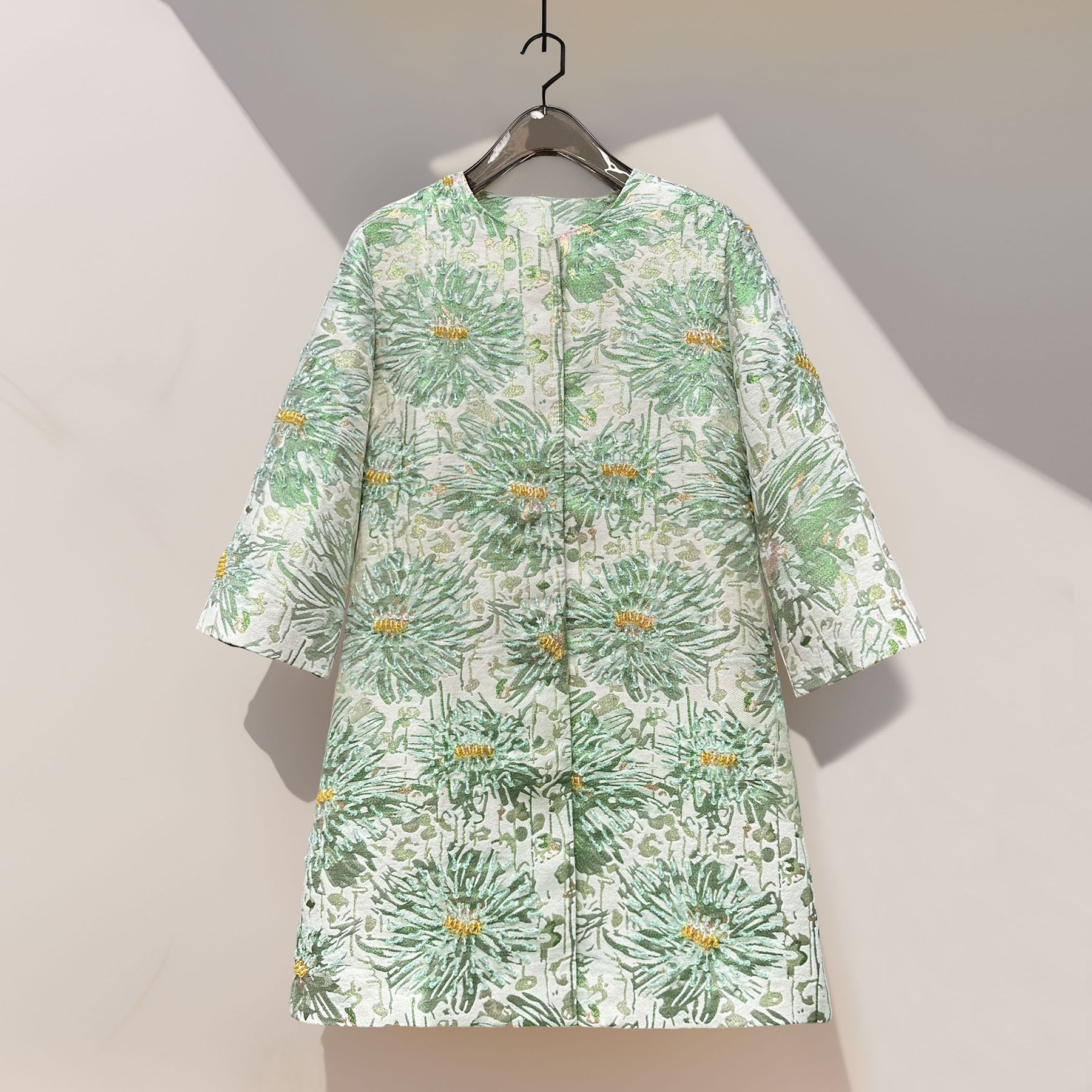 高级感秋冬中长大衣植绒刺绣钉珠亮片圆领七分袖宽松高奢烫金外套