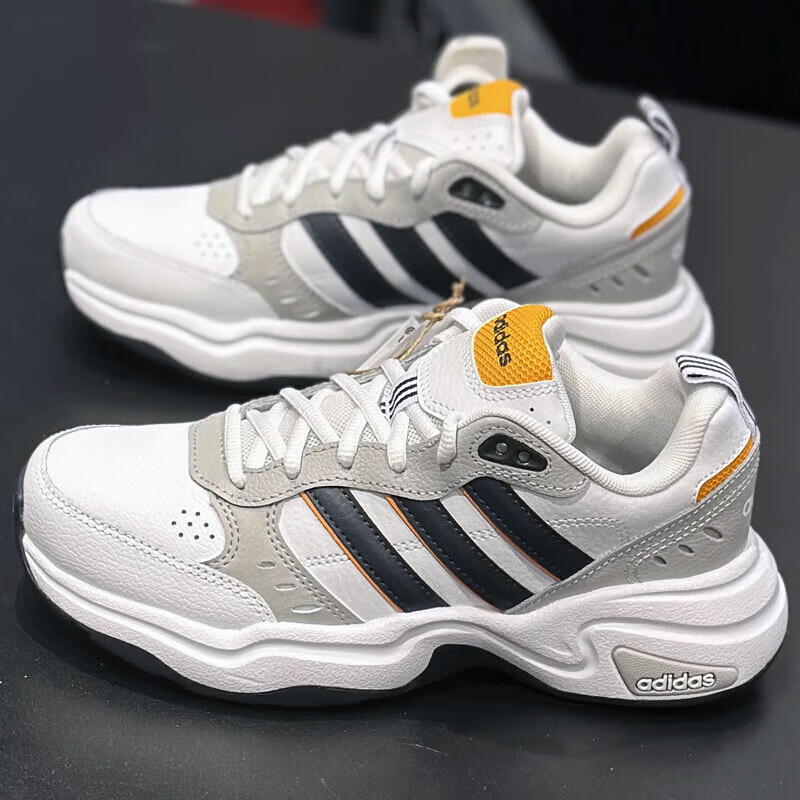 阿迪达斯秋季跑步鞋男