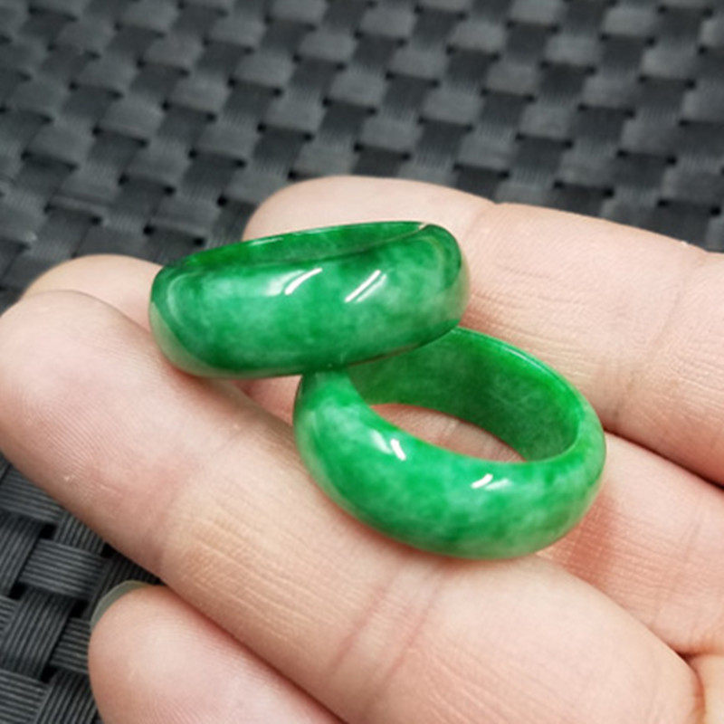 新款精美天然语速翠玉干青戒指阳绿玉石戒指男女款戒指玉指环,珠宝/钻石/翡翠,手饰,淘宝优惠券,粉丝福利购,淘宝优惠卷