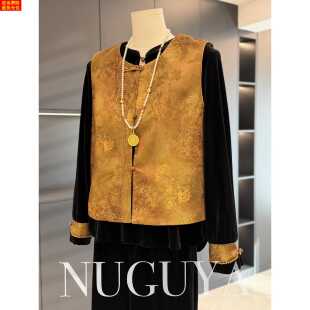 新中式国风妈妈丝绒马甲套装女春装新款气质百搭中老年坎肩三件套