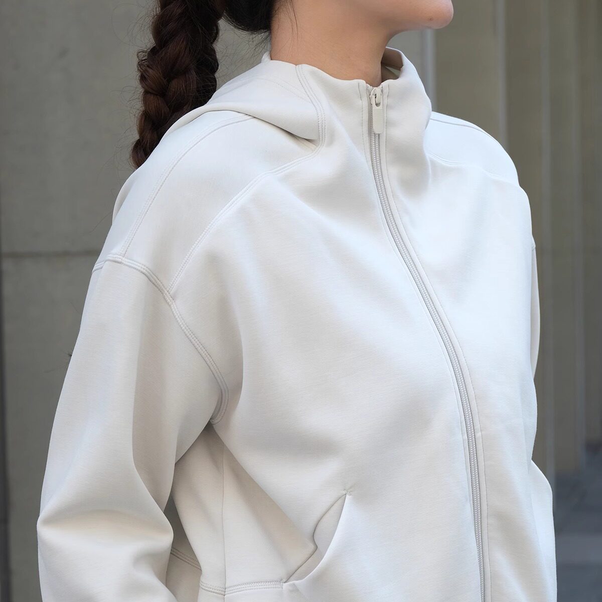 远家 空气感外套 运动健身跑步户外 排汗休闲拉链开衫 春W-828 限