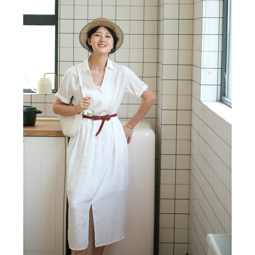 远家玫瑰纤维翻领连衣裙