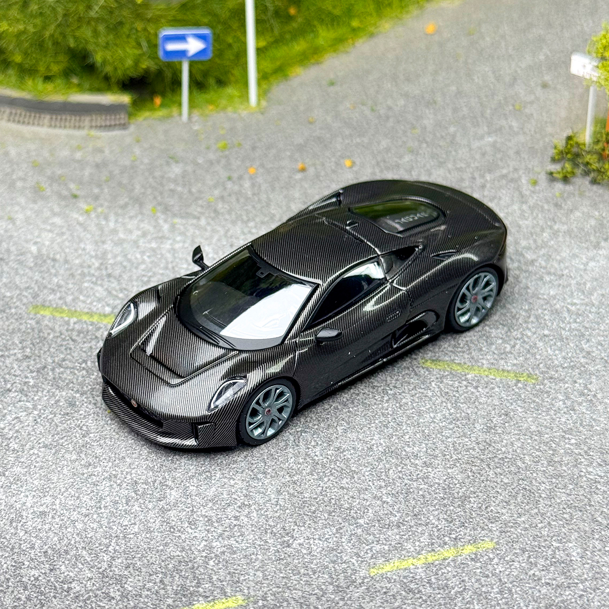 MINIGT164捷豹合金汽车模型