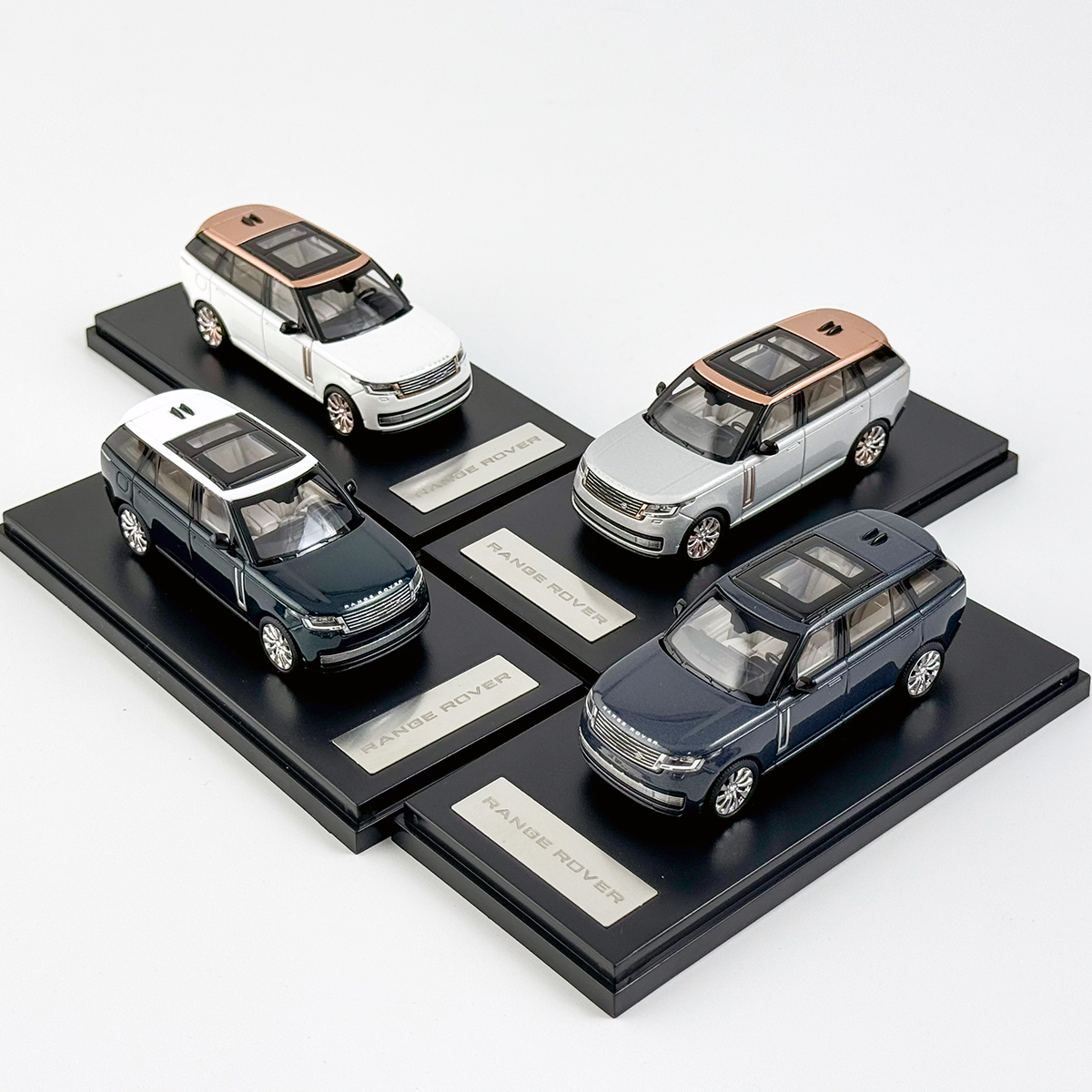 LCD汽车模型164路虎合金