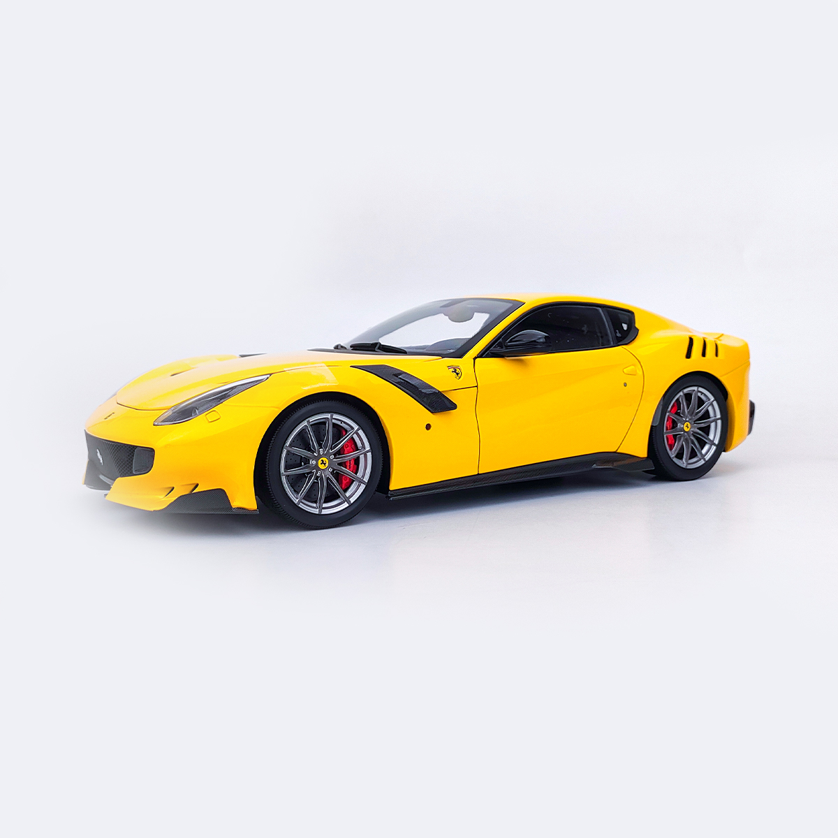 1:18 BBR法拉利Ferrari F12 TDF 2015合金全开仿真汽车模型摆件