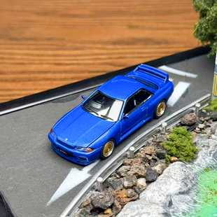 PopRace 1:64 日产尼桑天际线R32 GTR湾岸蓝挂卡合金汽车模型收藏
