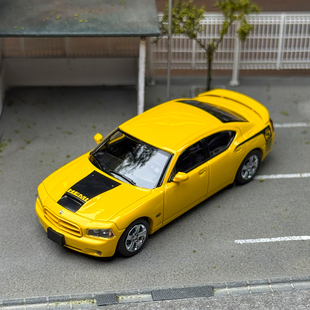Rollin 1：64 道奇 战马 Charger 08 R/T 超级蜂 合金汽车模型
