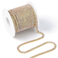 Двойной ряд, золотое дно AB 4мм, около 340 штук, 1 размер