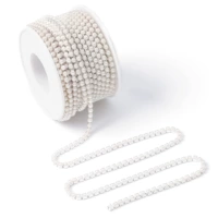 Белый жемчуг с серебряным фоном, 2,5мм, около 300 штук, 1 ярд.