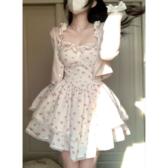 奶甜少女碎花吊带连衣裙夏温柔气质绝美法式高级感蓬蓬裙小个子女