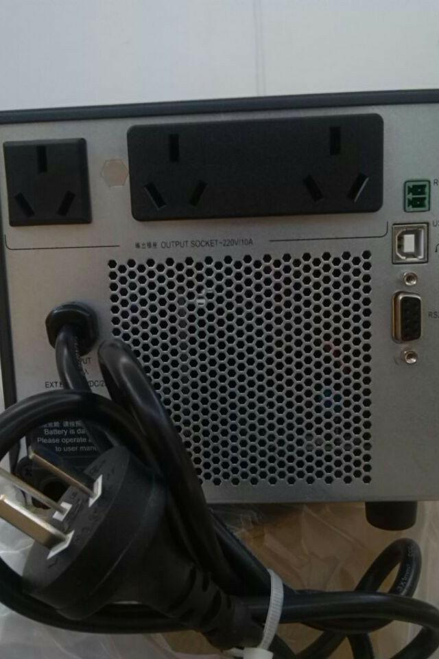 艾默生UPS电源2KVA GXE 02K00TS1101C00内蓄电池1.6KW延时10分钟