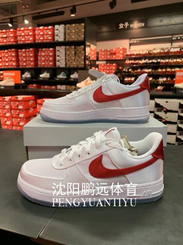 Nike耐克女鞋 Air Force 1 Low AF1丝绸面运动休闲板鞋DX6541-100