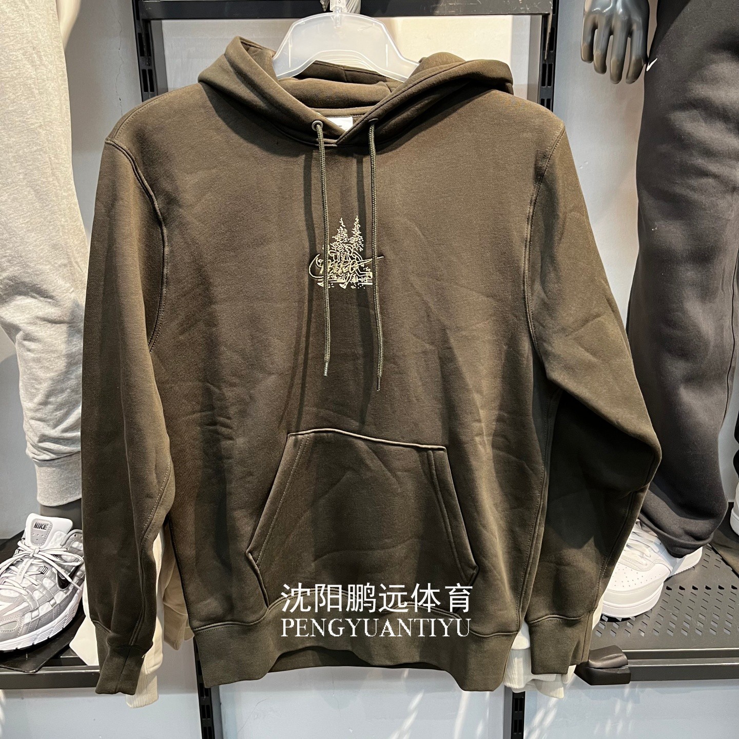 Nike耐克男子冬款运动休闲加绒保暖印花连帽卫衣套头衫HV1217-355