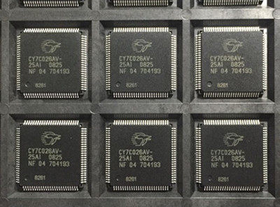 全新CY7C026AV CY7C026AV-25AXI CY7C026AV-25AXC CY7C026AV-20AC