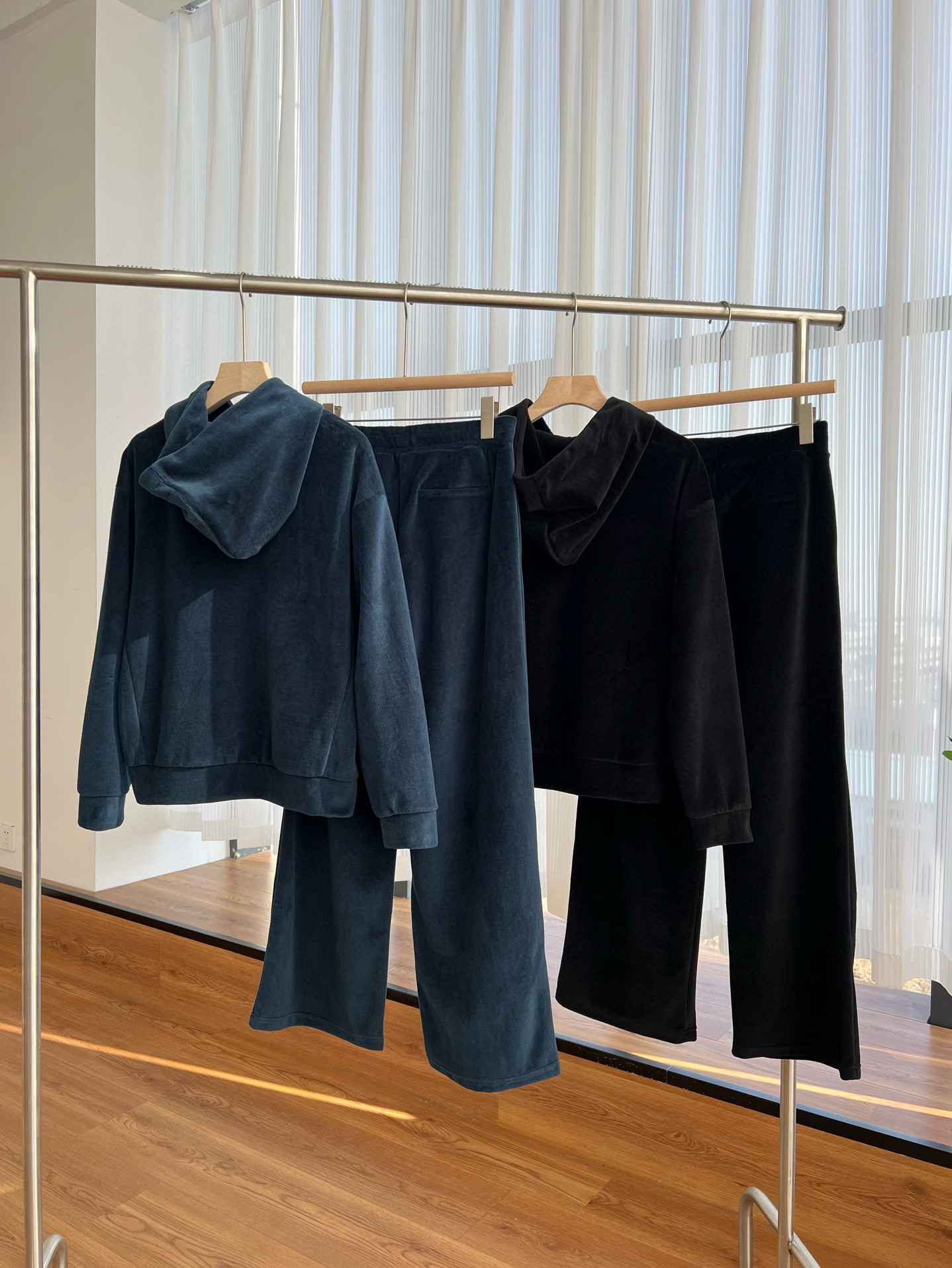 112708天鹅绒连帽卫衣外套休闲裤两件套秋冬运动服直筒休闲裤套装